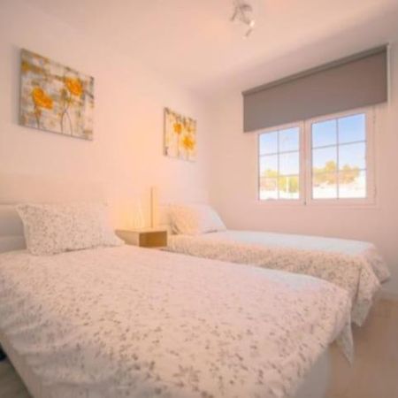 Atlantic View 1B 2 Bedrooms Ground Floor, Complex Featured On A Place In The Sun Puerto del Carmen  Exterior foto