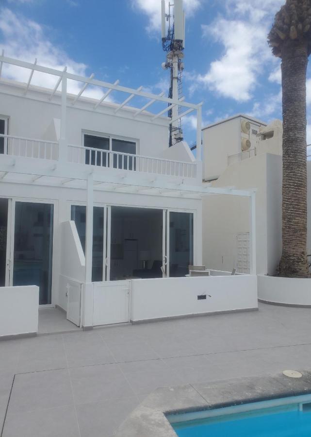 Atlantic View 1B 2 Bedrooms Ground Floor, Complex Featured On A Place In The Sun Puerto del Carmen  Exterior foto